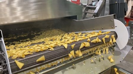 3. Penggorengan Minyak Dalam Terus-Menerus